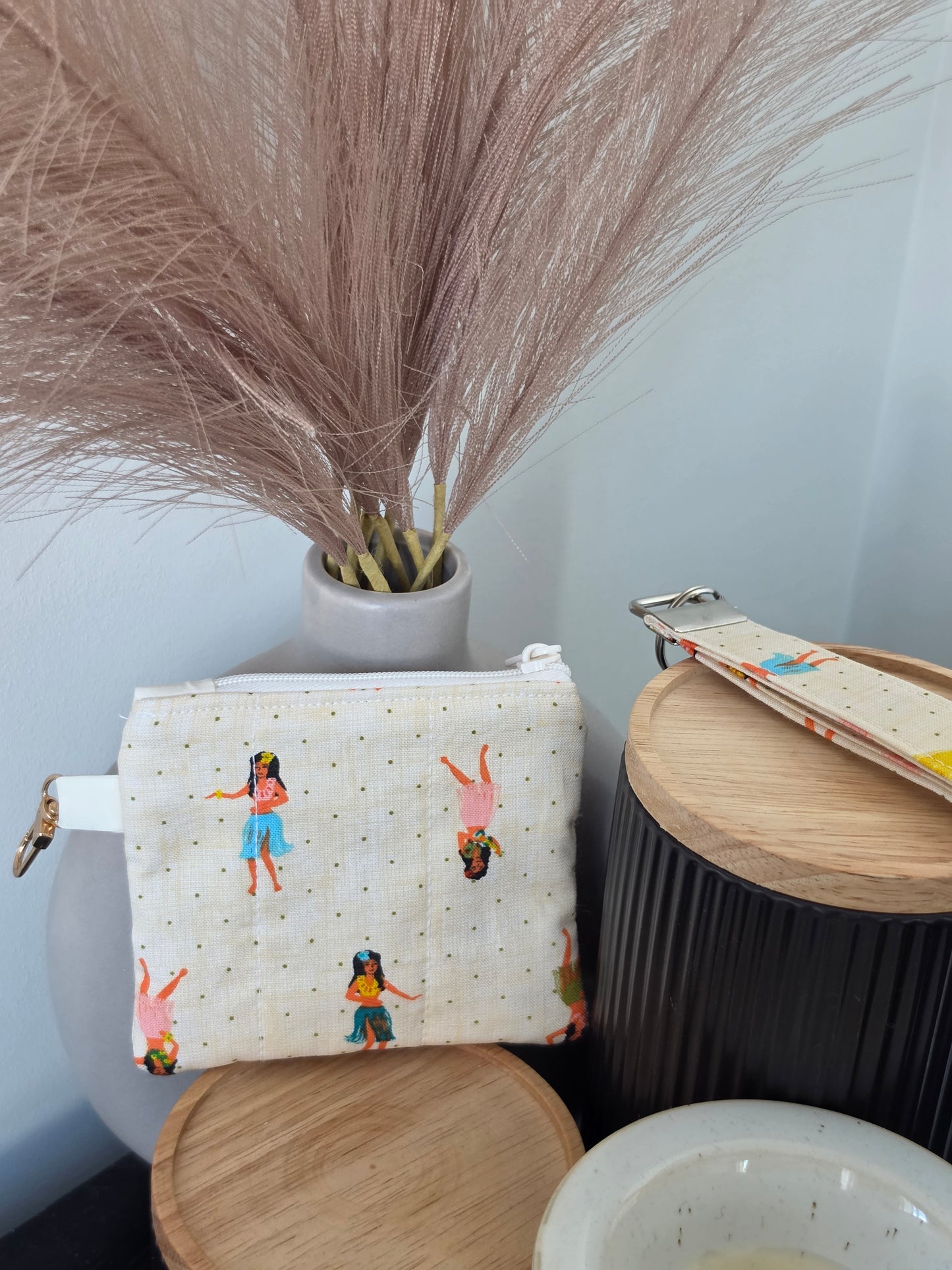 Hula Keychain Wallet
