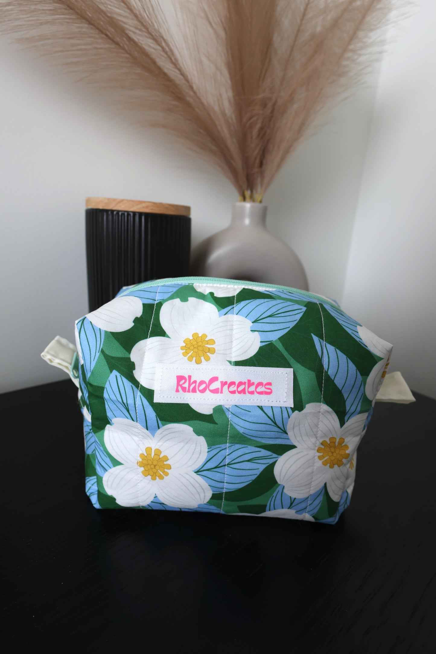 Jasmine Medium Makeup Bag