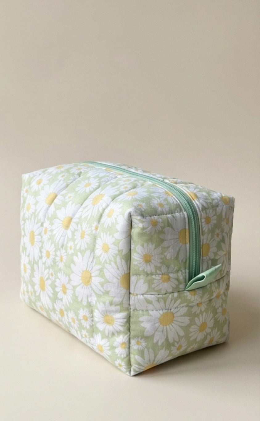 Daisy Large Makeup Bag
