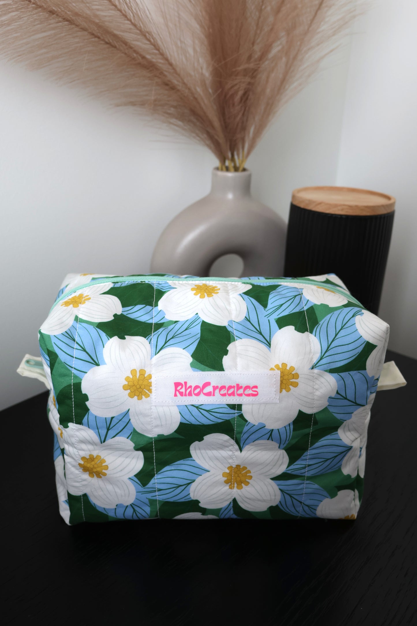 Jasmine Medium Makeup Bag