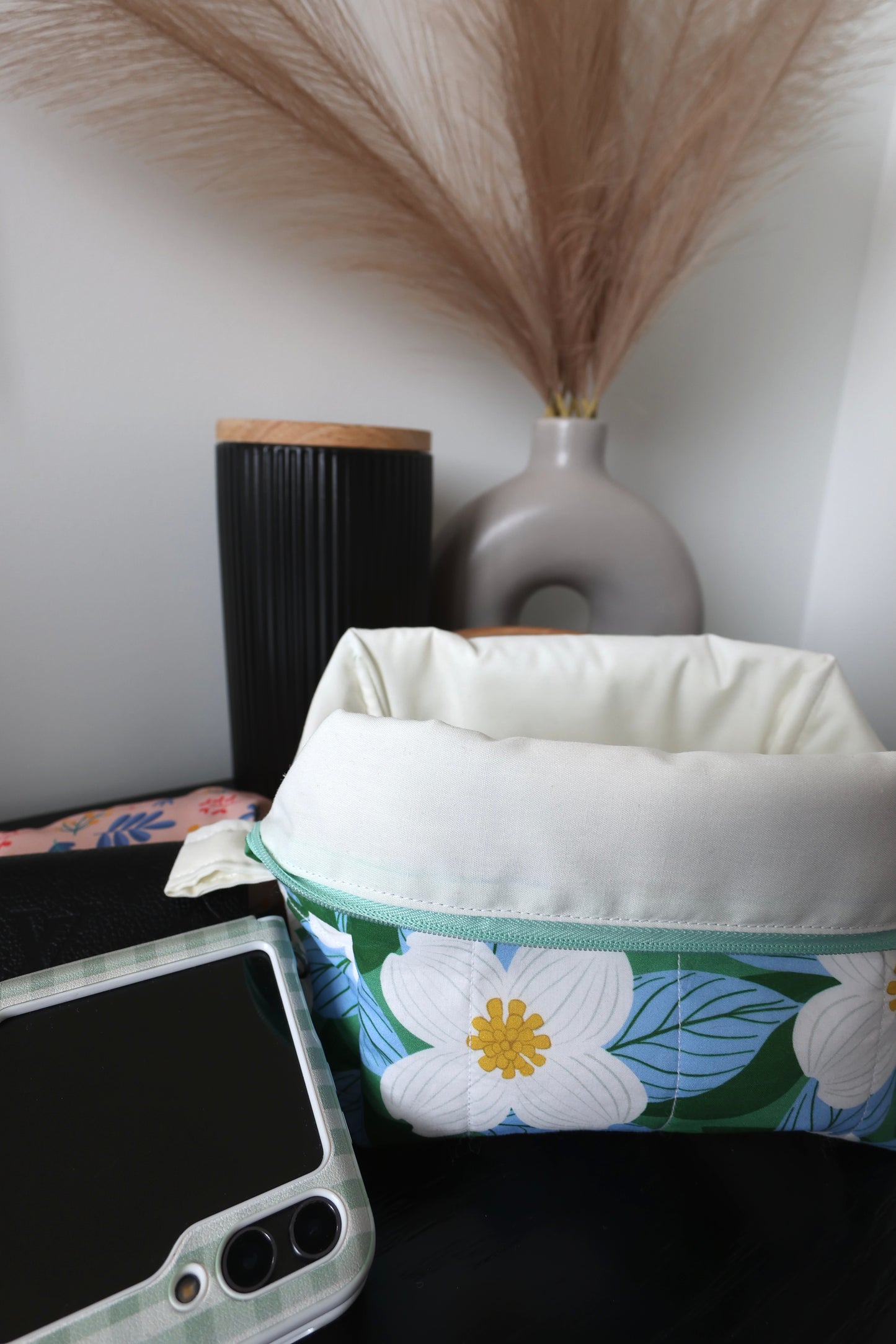 Jasmine Mini Makeup Bag