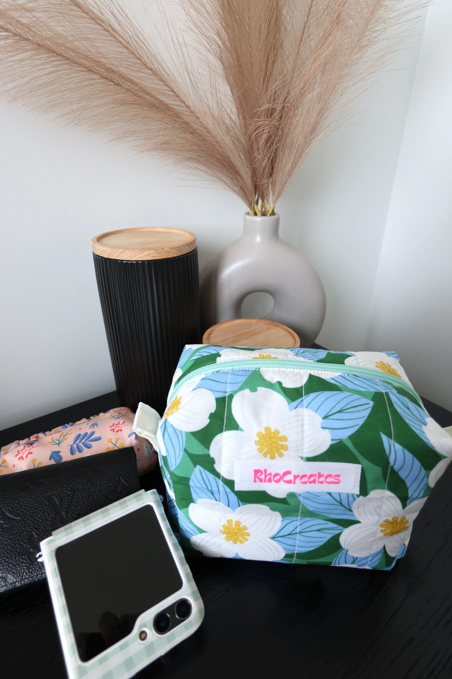 Jasmine Medium Makeup Bag